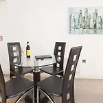 16 John Walker House River Views, Parking And Lift Holiday home York
